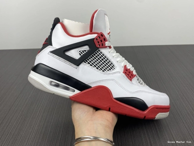 DC7770-160 Red Jordan Fire Air (2020) 4 Retro 0718